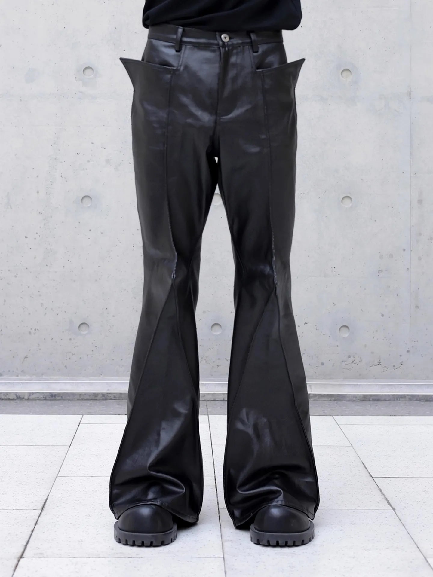 Distorted Flow Pants back view — Oryn Laeth