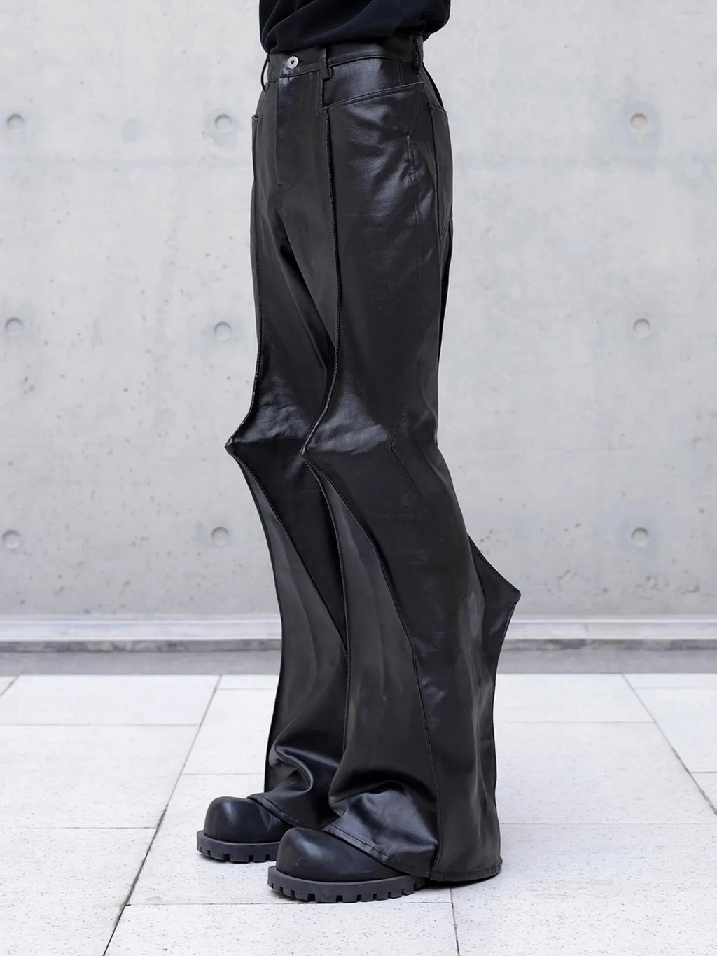 Distorted Flow Pants waist detail — Oryn Laeth